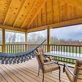 Cozy Solar-powered Loft: Walk to Lake Champlain!