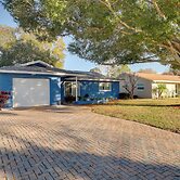 Calming Getaway: 9 Mi to Clearwater Beach!