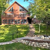 Crandon Cabin Getaway w/ Boat Dock & Deck!