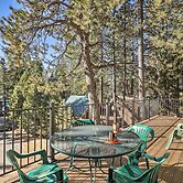 Close to Donner Lake & Skiing: Truckee Getaway