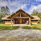 Valders Log Home Near EEA Air Show & Sheboygan!