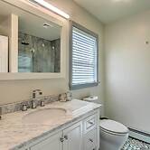 Renovated Barrington Cottage w/ Beach Access!