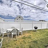 Peaceful Cottage - Steps to Matunuck Beach