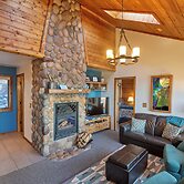 Heart of Superior Lake Cabin: 15 Mi to Lutsen Mtn!