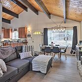 Modern Cabin w/ Game Room & Deck, Near Skiing