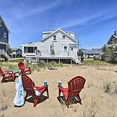 Plum Island Retreat ~ 1-block Walk to Beach!