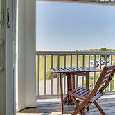 Breezy Oak Bluffs Condo - Steps to Inkwell Beach!