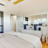 Elegant Gloucester Beach Getaway With Ocean Views!