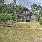 Guntersville Cabin w/ Fire Pit & Covered Porch