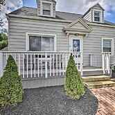 Orchard Park Home < 2 Mi to Highmark Stadium!