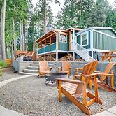 Fish, Crab & Clam: Waterfront Gem in Port Ludlow