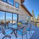 Luxury Ski-in/out Getaway w/ Hot Tub & Views!