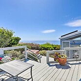 Oceanfront Irish Beach 'sea Haven' Home w/ Hot Tub