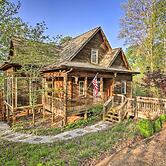 Lakefront South Carolina Abode w/ Deck & Boat Dock