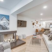 Remodeled Vail Condo w/ Hot Tub Access!