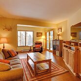 Condo w/ Hot Tub Access - Quick Bus Trip to Ski!