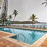 Bolongo Bay Oceanfront Condo w/ Community Pool!