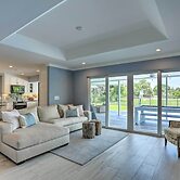 Jupiter Home w/ Private Pool & Putting Green!