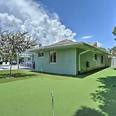 Jupiter Home w/ Private Pool & Putting Green!