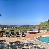 Luxe Auburn Hideaway w/ Tennis Court & Views!