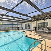 Lavish Holiday Home w/ Lanai & Heated Outdoor Pool