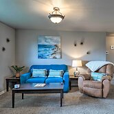 Apartment w/ Gas Fireplace ~ 1/2 Mi to Beach!