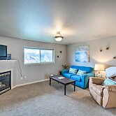 Apartment w/ Gas Fireplace ~ 1/2 Mi to Beach!
