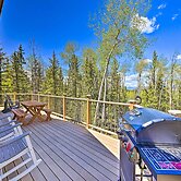 Peaceful Jefferson Cabin w/ Deck - Pets Welcome!