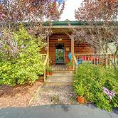 Bemus Point Retreat ~ 3 Mi to Chautauqua Lake