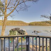 Athens Vintage Fishing Cabin on Elk River!