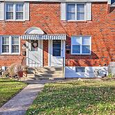 The Gallery, an Allentown Retreat w/ Views!