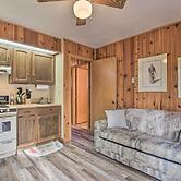 Pet-friendly New Auburn Apt w/ On-site Lake!