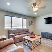 Saratoga Retreat ~ 3 Mi to Saratoga Lake!