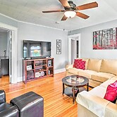 Cozy + Walkable Delmar Getaway w/ Fire Pit!