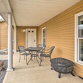 Lovely Finger Lakes Vacation Home Near Seneca Lake