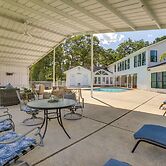 Private Pool: Spacious & Secluded Magnolia Cottage