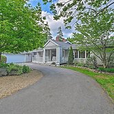 Lovely Waterfront Owls Head Home w/ Own Beach