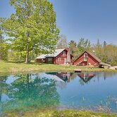 Trout Ponds & Sauna: Unique Log Cabin in Freedom