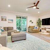 Airy Coastal Casa on Park: 6 Mi to Honeymoon Isle!