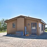 Pet-friendly Efficiency Cottage w/ Pool!