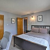Near Hiking: Mtn-view Conifer Cabin w/ 2 Decks