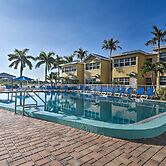 Resort Condo w/ Beach Access in Indian Shores!