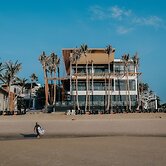 Eco Cozy Beachfront Resort Chaam