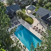 Lazy Seal Cottages Nabran