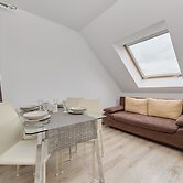 Semaforowa Apartment Wroclaw by Renters