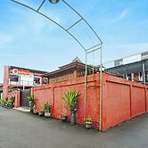 Super OYO 3702 Homestay Bougenville Syariah