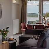 Akali apartment Airport by Airstay