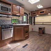 Far West RV Park and Cabins