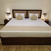 Sigiriya Cashew Palace Resort