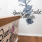 Queen Catlleya Suite
